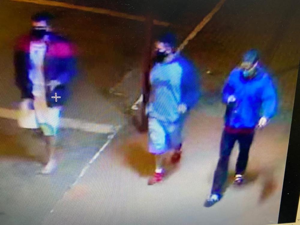 Dos três suspeitos de participação no crime, um está preso e dois foragidos (Foto: Divulgação/Polícia Civil)