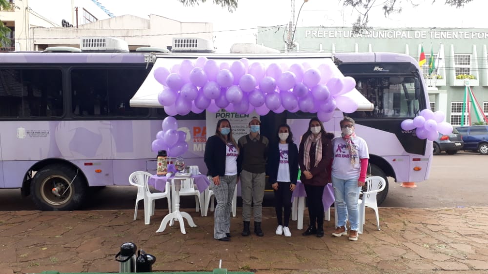 O veículo é dotado de um espaço onde ocorrerão atendimentos individualizados prestados por vários serviços de proteção a mulher (Foto: Divulgação / Marcelino Antunes / Sistema Província De Comunicação)