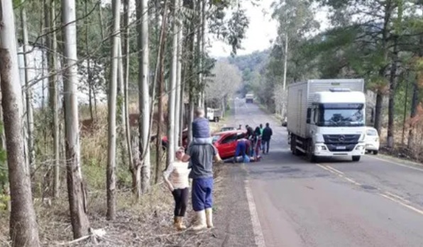 Fato aconteceu nas proximidades da ponte na divisa entre Santa Terezinha e Planalto (Foto: Divulgação)