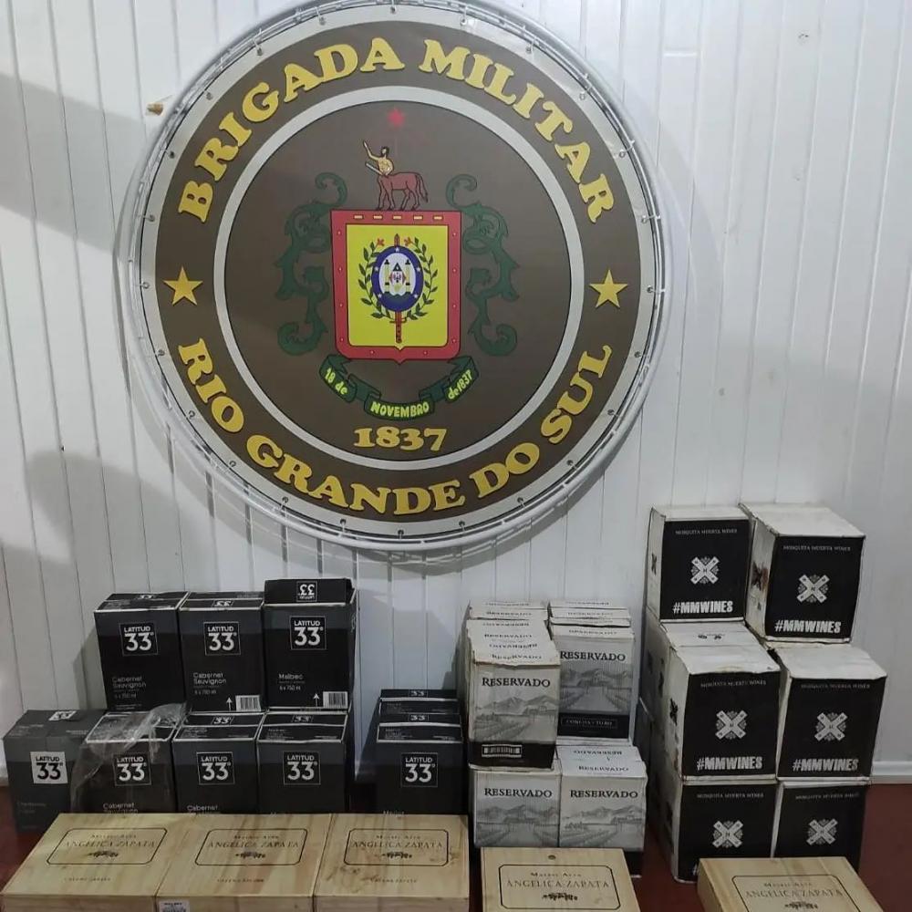 Mercadorias não possuíam o devido desembaraço aduaneiro (Foto: Divulgação/BM)
