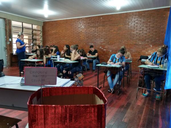 Iniciativa foi apresentada pela turma 303, cujos colegiais permanecem no educandário em tempo integral (Foto: Eduardo Salvadori)