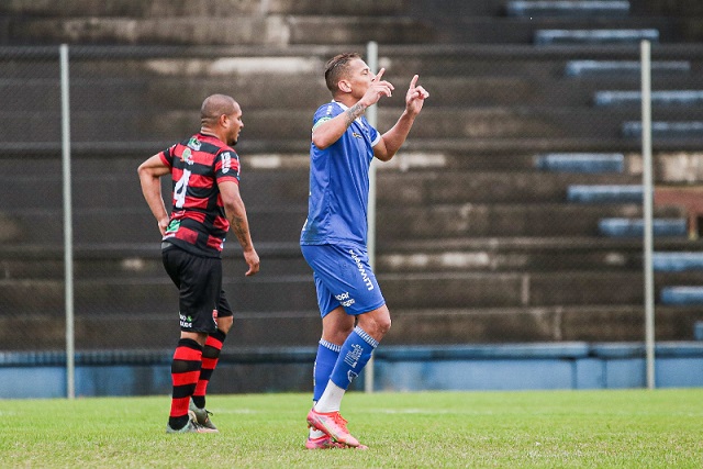 Os dois times da região vêm de resultados ruins na terceira rodada da fase inicial da competição (Foto: Matheus Pé/FGF) 