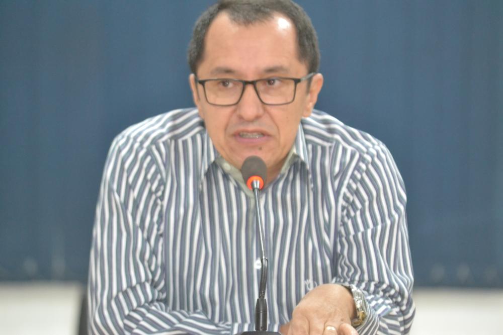 Antônio Martins afirmou que alguns lugares não recebem a devida atenção do poder público (Foto: Diones Roberto Becker)