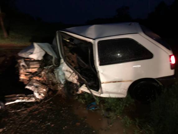 Se envolveram na colisão frontal, um VW Gol emplacado em Redentora e um Ford Escort, com placas de Sede Nova (Foto: Reprodução/WhatsApp)
