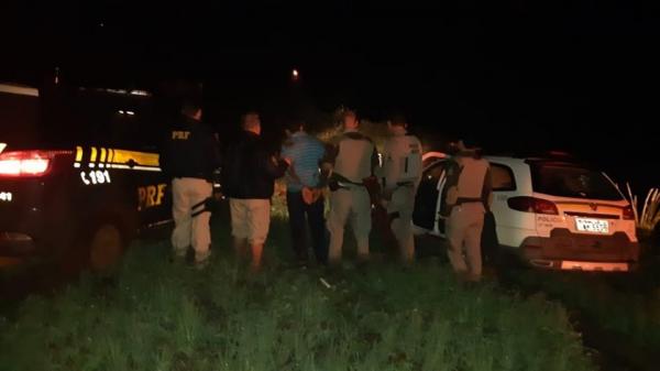 Ação conjunta também resultou na prisão de um homem (Foto: Divulgação/PRF)