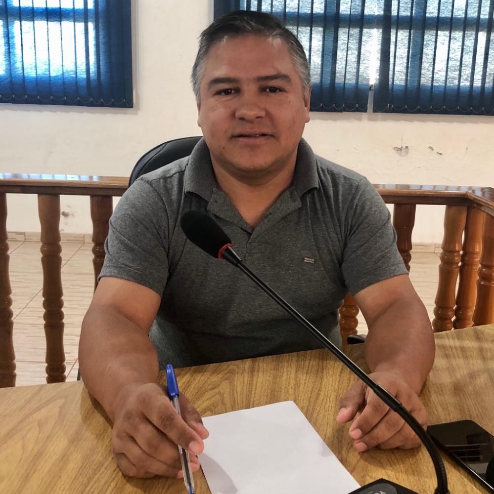 Marcelo Jurandi afirmou que o dinheiro para as obras na quadra de esportes já está disponível (Foto: Diones Roberto Becker)