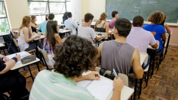 Maior taxa de reprovação está nas escolas públicas (Foto: Gustavo Gargioni/Palácio Piratini)