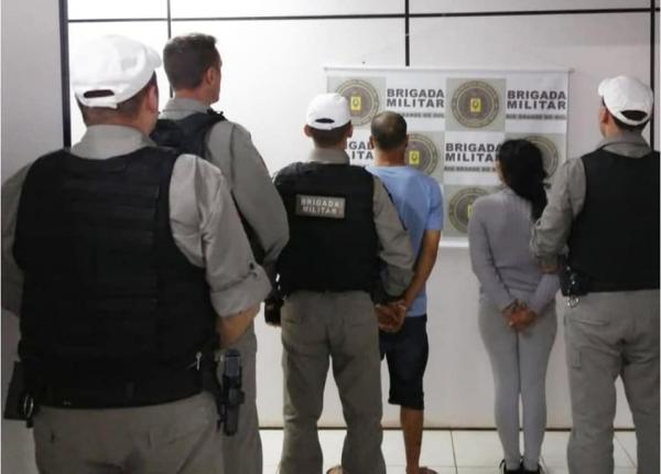 Homem e mulher acabaram recolhidos ao presídio estadual de Frederico Westphalen (Foto: Divulgação/Brigada Militar)