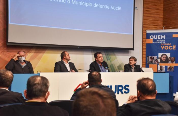 Grupo formado por prefeitos e gestores da entidade tem o objetivo de defender os menores municípios gaúchos de serem extintos ou voltarem a ser distritos de municípios-mãe. (Foto: Guilherme Pedrotti)
