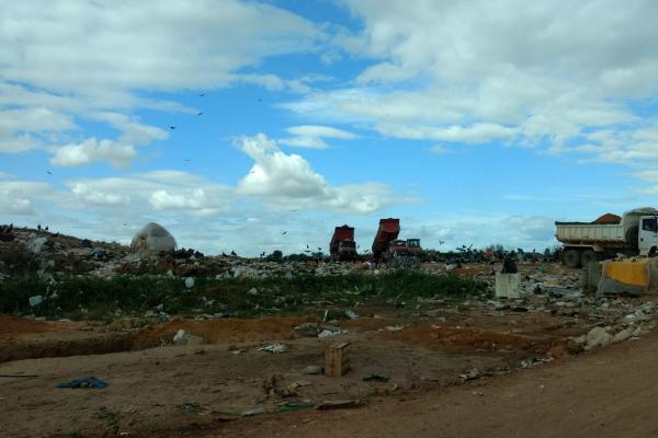 Brasil gerou cerca de 78,4 milhões de toneladas de lixo no ano de 2017 (Foto: Maira Heinen)