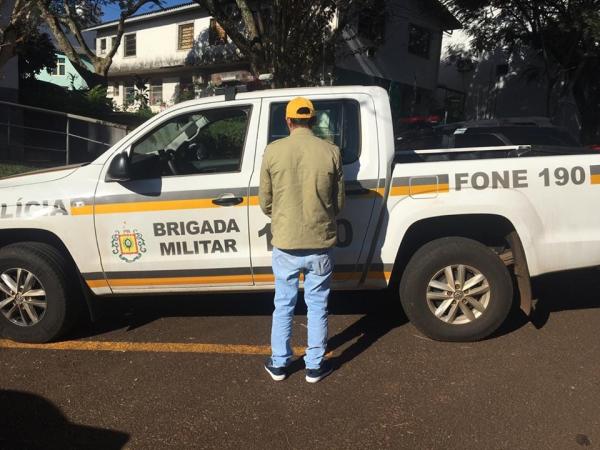 Homem foi preso na manhã desta segunda-feira (24) (Foto: Divulgação/Brigada Militar)
