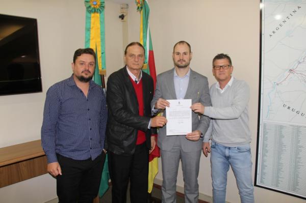 Pleito foi apresentado em secretarias estaduais e para parlamentares na Assembleia Legislativa (Foto: Divulgação/ASCOM Três Passos)