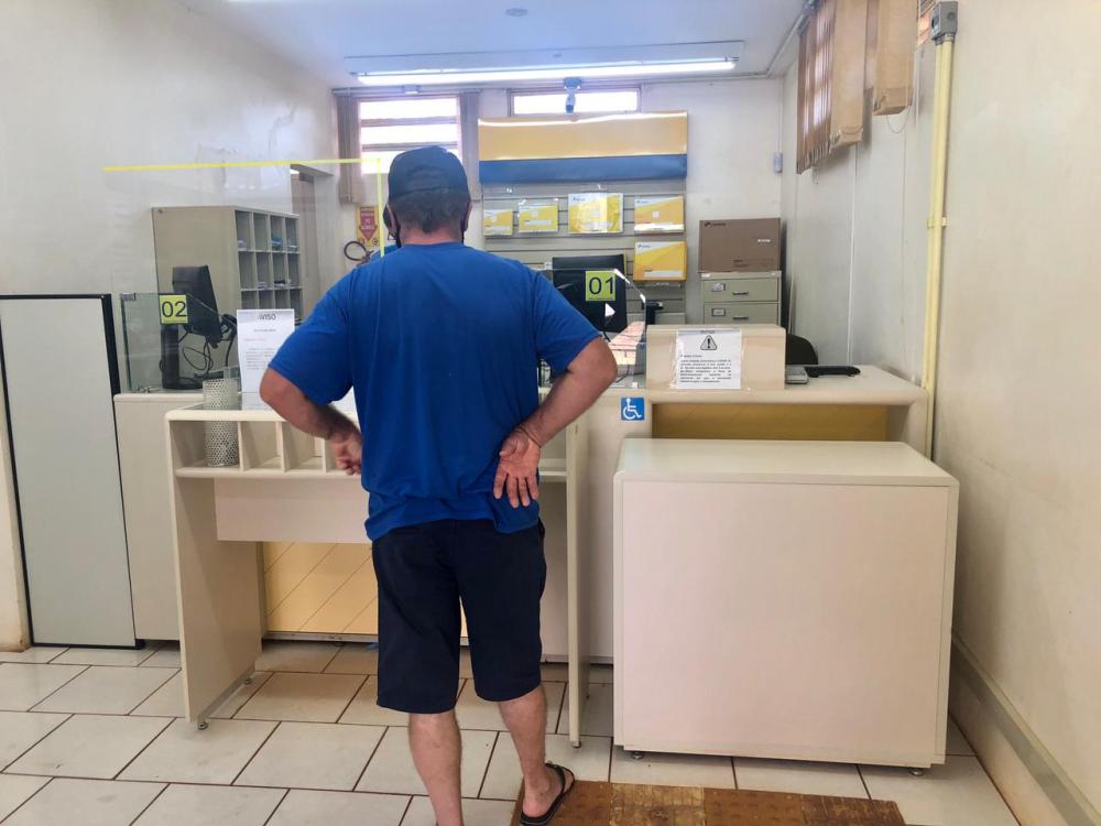 Correios informou que foram contratados 650 profissionais terceirizados para o executar o serviço pendente (Foto: Diones Roberto Becker)