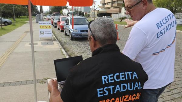 Primeira lista da Receita Estadual possui 518 mil veículos e representam R$ 270 milhões pendentes (Foto: Itamar Aguiar/Palácio Piratini)