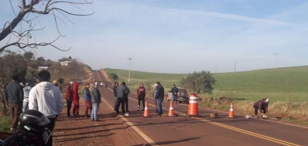 Manifestação iniciou por volta das 09h30min e deverá perdurar por toda essa quinta-feira (11) (Foto: Reprodução/RD Foco)