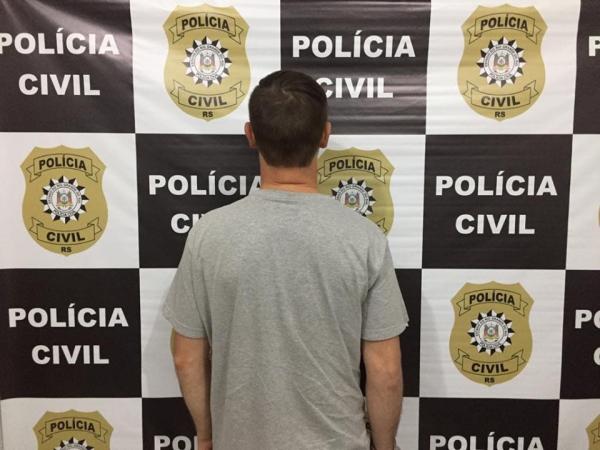 Suspeito do crime foi preso nesta sexta-feira (12) e encaminhado ao Presídio Estadual de Três Passos (Foto: Divulgação/22ª DPRI)