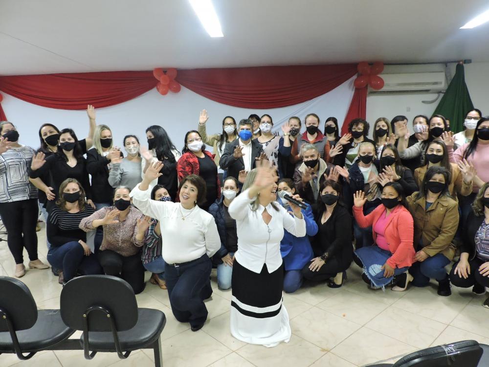 Evento marcou o dia dos professores em Redentora (Foto: Divulgação)