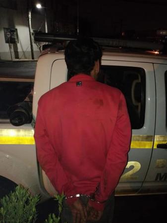 Homem preso por tentativa de furto de motocicleta (Foto: Divulgação/Brigada Militar)