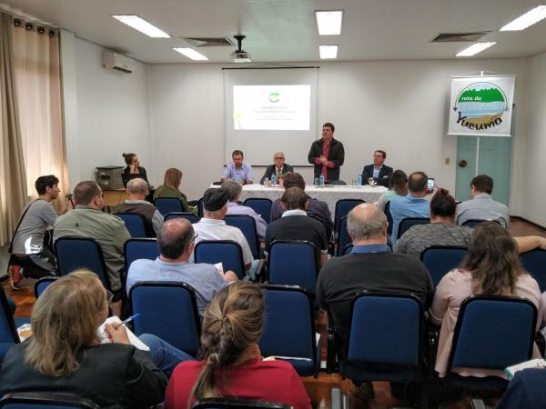 Lideranças dos municípios consorciados se reuniram no auditório do Centro Administrativo de Santo Augusto (Foto: Divulgação/Rota do Yucumã)