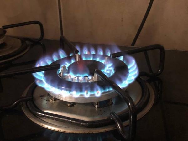 Promessa é reduzir o preço do gás em até 40% (Foto: Diones Roberto Becker)