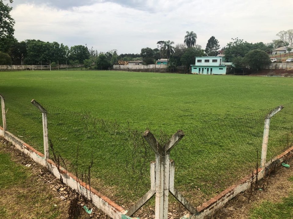 Estádio municipal já recebe melhorias tendo em vista o início do campeonato amador (Foto: Diones Roberto Becker)