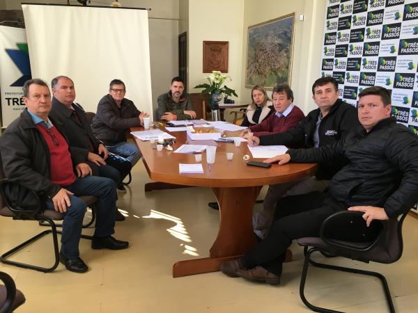 Reunião dos prefeitos ocorreu em Três Passos (Foto: Divulgação/ASCOM Três Passos)