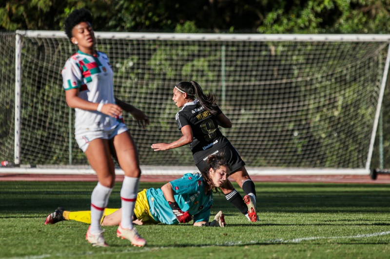 Inter despachou o Brasil de Farroupilha e assegurou vaga na decisão do título da competição (Foto: Matheus Pé | FGF)