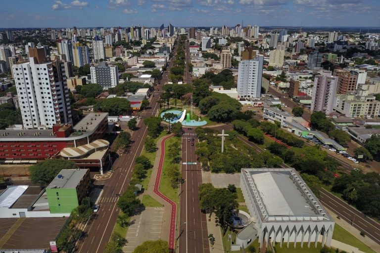 PEC impede a criação de encargos financeiros para municípios sem previsão orçamentária - (Foto: José Fernando Ogura/Agência de Notícias do Paraná)