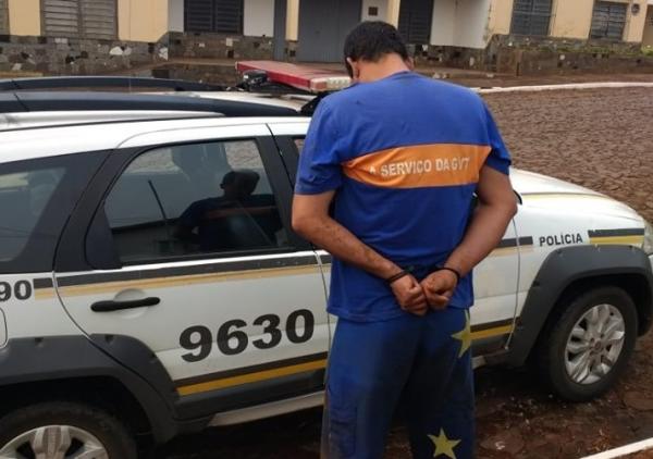 Após os trâmites legais na Delegacia de Polícia, o indivíduo foi encaminhado ao Presídio Estadual de Três Passos (Foto: Divulgação/Brigada Militar)