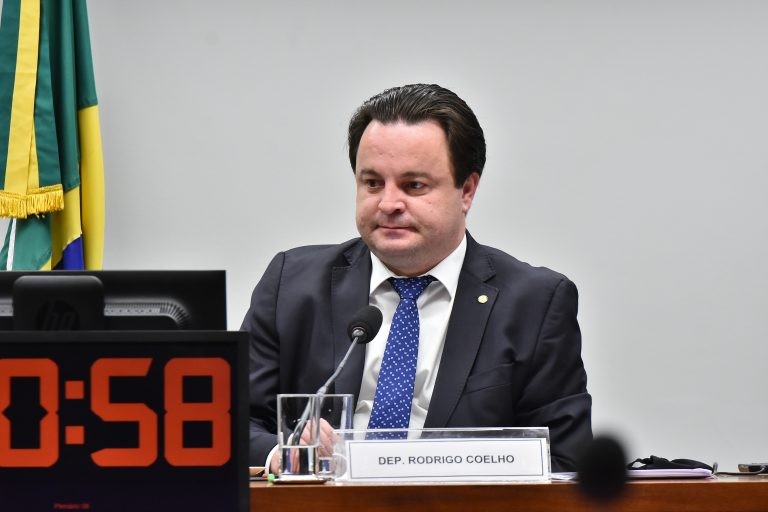 Rodrigo Coelho: medida irá beneficiar tanto o poder público, quanto os cidadãos - (Foto: Reila Maria/Câmara dos Deputados)