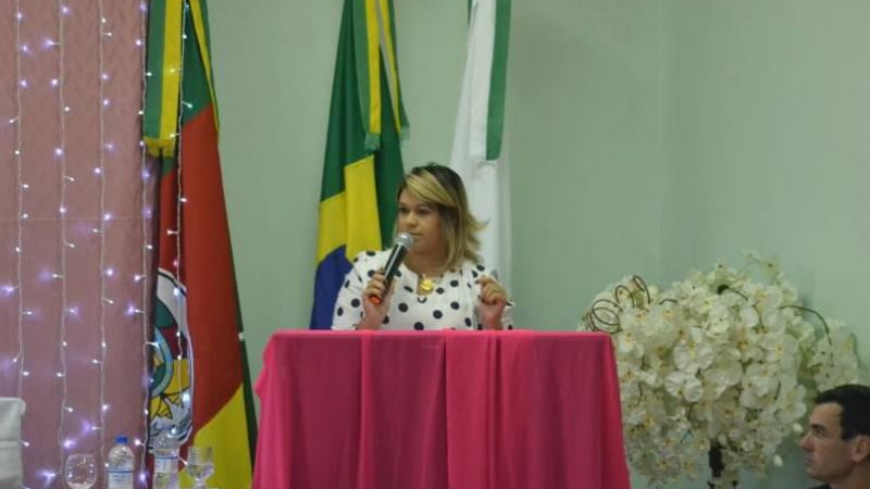 Camila atuou na Defensoria Pública de Tenente Portela (Foto: Divulgação)