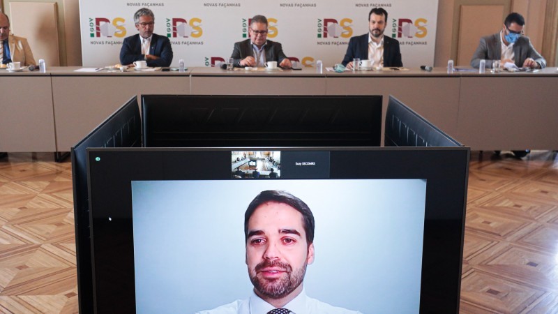 Governador Leite, em agenda do Codesul em Curitiba, participou por videoconferência da reunião realizada no Palácio Piratini - Foto: Itamar Aguiar / Palácio Piratini