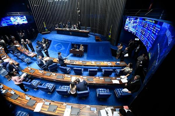 Projeto de Lei foi aprovado pelos senadores nesta terça-feira (17) e agora retorna a Câmara dos Deputados (Foto: Marcos Oliveira/Agência Senado)