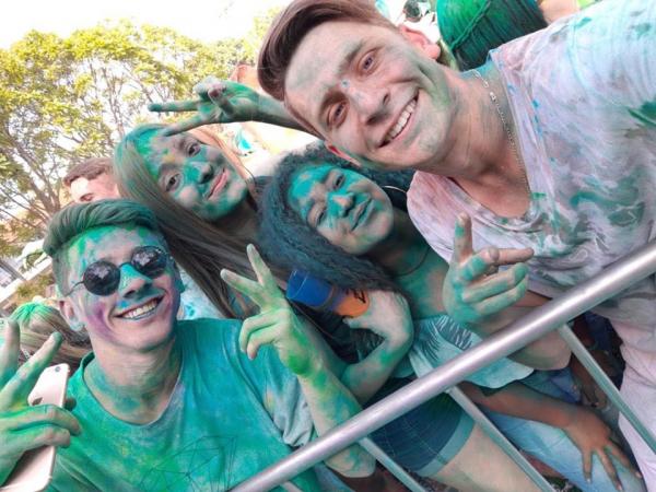 Alunos da Escola Estadual Cléia Salete Dalberto na Festa das Cores (Fotos: Divulgação)