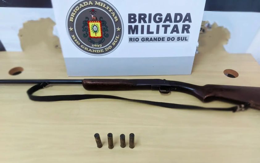  Arma apreendida foi encaminhado para a Delegacia de Polícia para o registro do fato (Foto:divulgação)