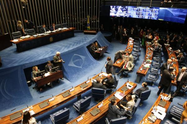 Votação do texto-base da PEC da reforma da Previdência aconteceu na noite desta terça-feira (1º) (Foto: Fábio Pozzebom/Agência Brasil)