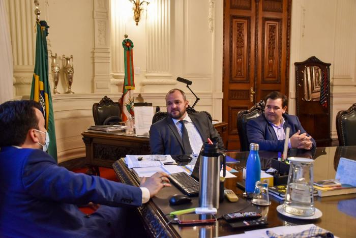Assunto foi discutido em reunião da Famurs (Foto:Guilherme Pedrotti)