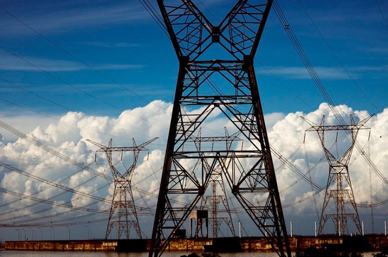 Projeto prevê sinalização de linhas de energia para evitar acidentes aéreos como o que vitimou cantora - Alexandre Marchetti/Itaipu Binacional