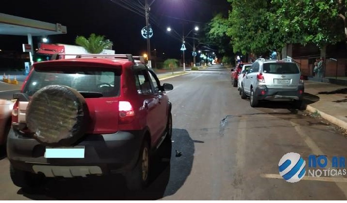 A mulher condizia um CrossFox (Foto:No Ar Notícias)