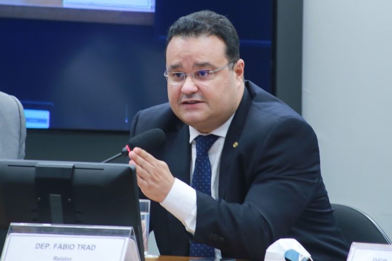Para Fábio Trad, medida fortalece o sistema de cotas - (Foto: Paulo Sérgio/Câmara dos Deputados)