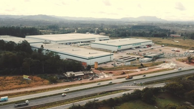 Primeiro episódio mostra como a ERS-118 se tornou um polo de atração de grandes companhias nacionais - Foto: Reprodução