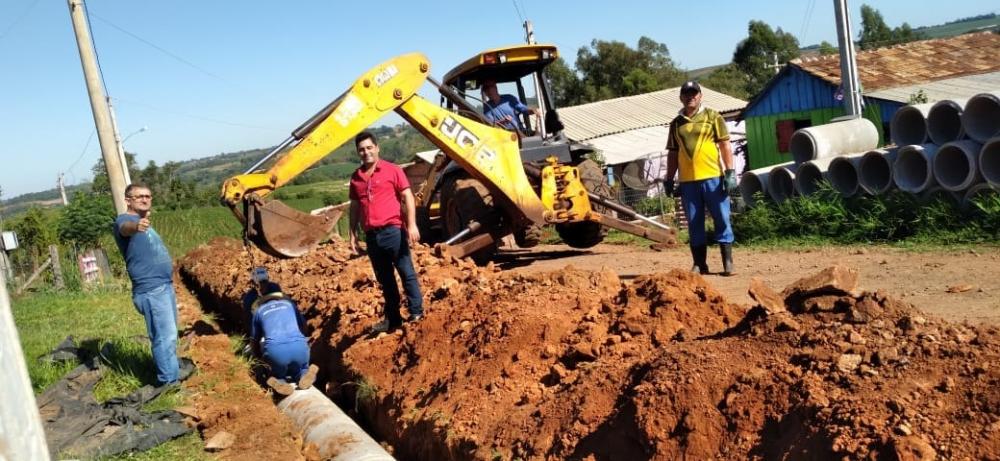 A obra estava sendo esperada dez de a administração passada (Foto: Facebook/Prefeitura de Miraguaí)