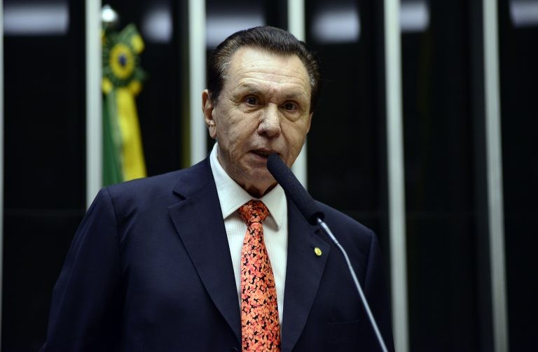 Bezerra quer evitar redução da renda do atleta acometido por doença que não receba direito de imagem - (Foto: Gustavo Lima / Câmara dos Deputados)