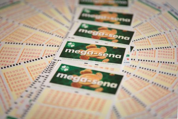 Mega-Sena acumula e prêmio vai a R$ 6 milhões. (Foto: Divulgação/Marcelo Brandt/G1)