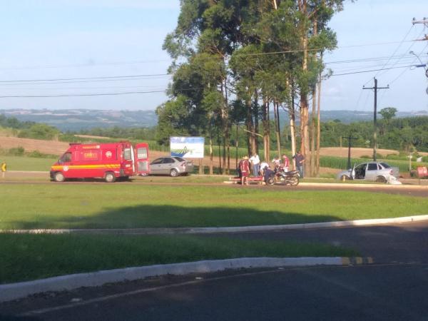 Choque entre os veículos se deu no trevo localizado em Padre Gonzáles - Foto: Divulgação WhatsApp