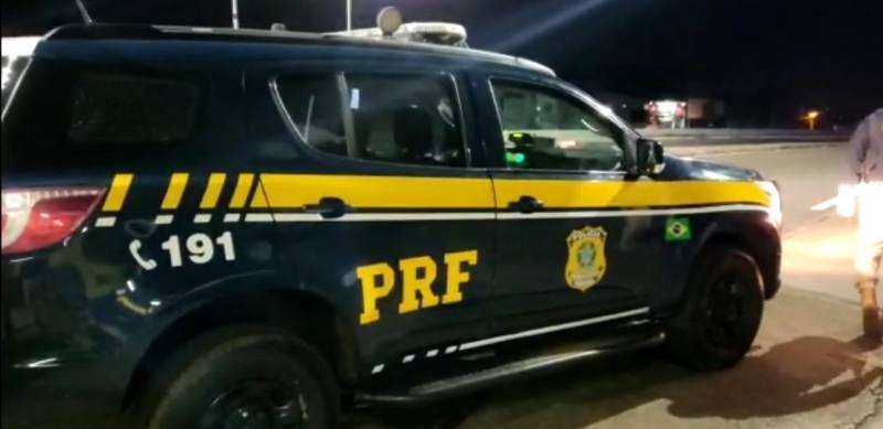 O homem foi preso e conduzido para a polícia judiciária em Panambi(Foto:Panambi News/reprodução)