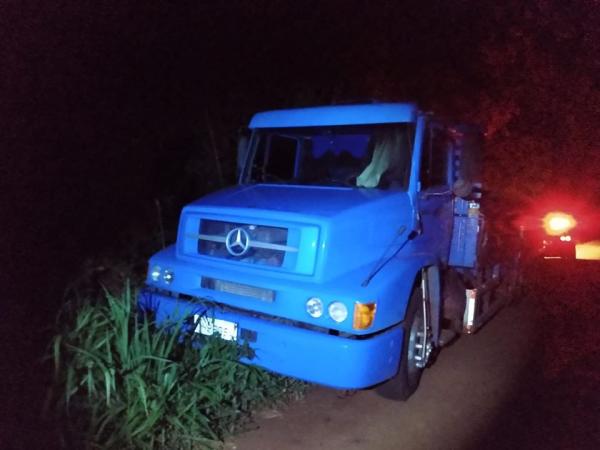 Caminhão estava abandonado na localidade de Vila Nelson Bones - Foto: Brigada Militar 