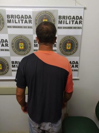Ambos já foram encaminhados ao Presídio de Três Passos - Foto Brigada Militar 