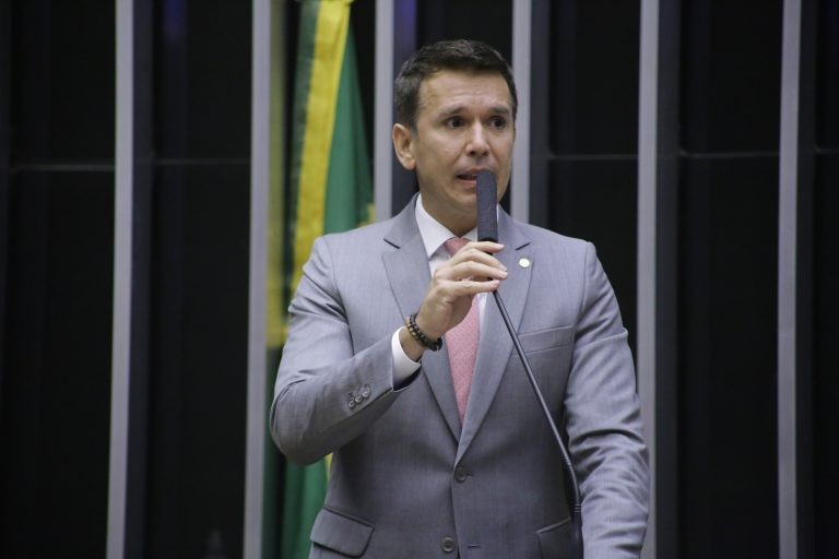 Felipe Carreras, relator do projeto - (Foto: Paulo Sergio/Câmara dos Deputados)