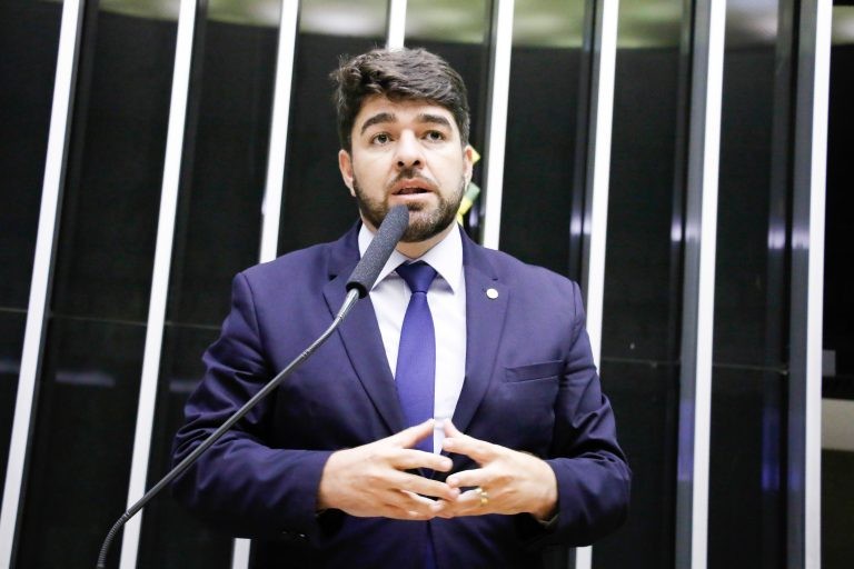 Zé Vitor, autor do projeto de lei - (Foto: Marina Ramos/Câmara dos Deputados)